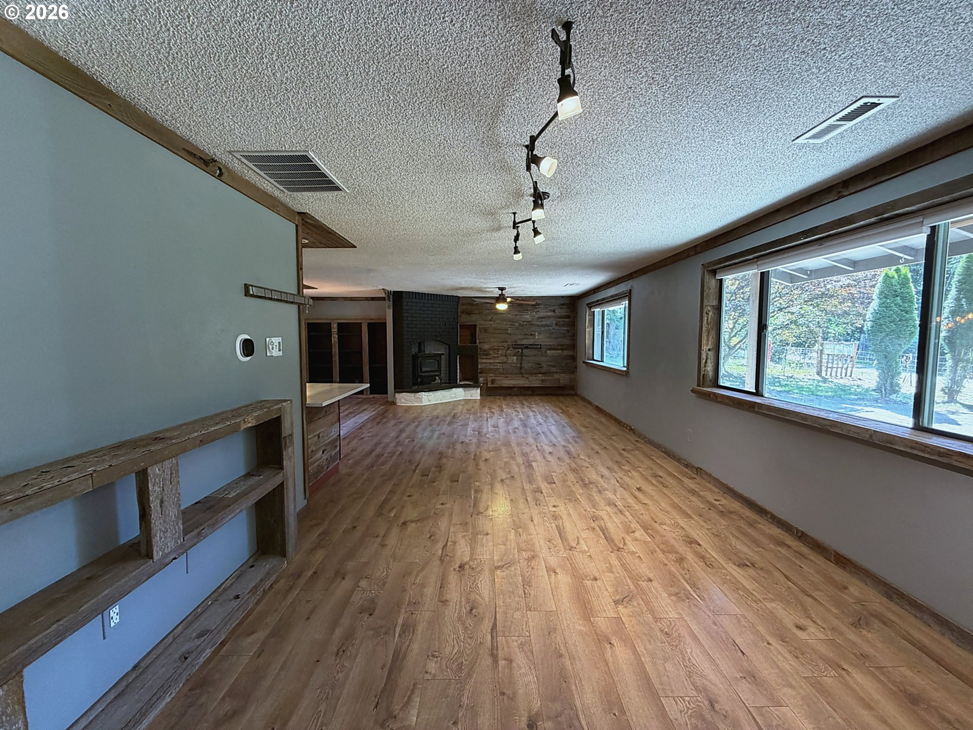 23529 Trillium Hollow Road Oregon City, OR 97045 - Photo 6 of 44