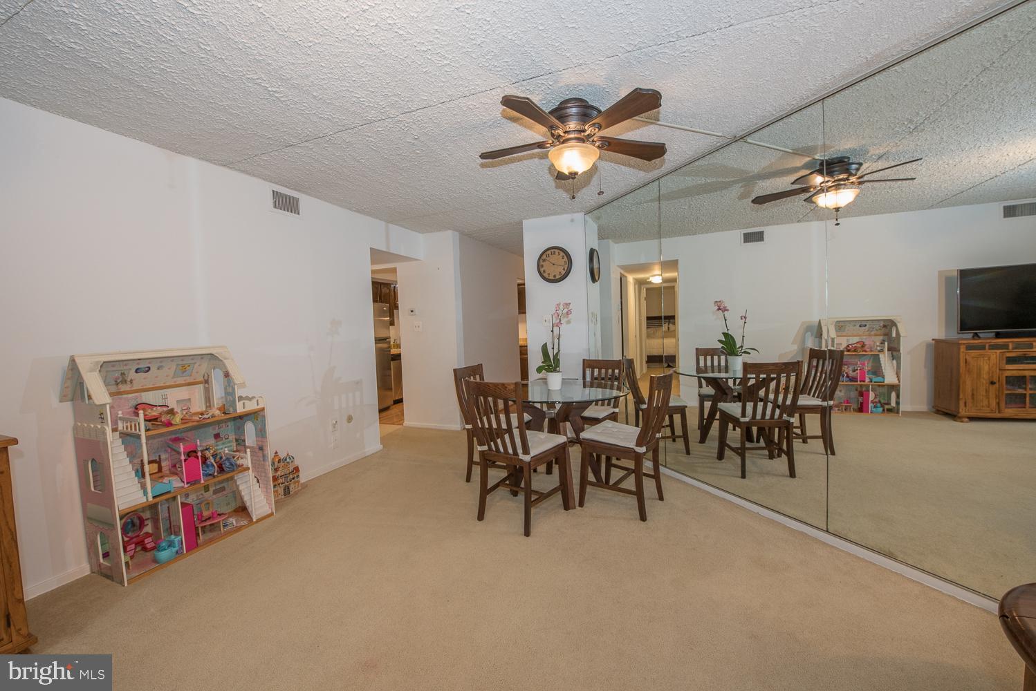 19 Rock Hill Road, Unit 2E Bala Cynwyd, PA 19004 - Photo 5 of 20