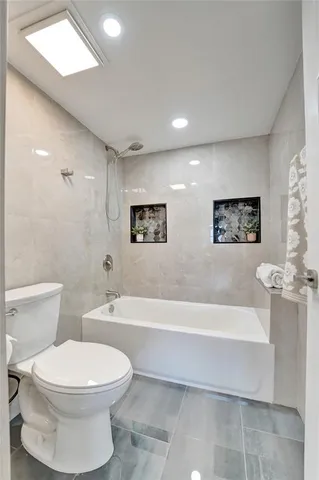 $3,400 | 3200 Port Royale Drive North, Unit 905, Fort Lauderdale, FL 33308