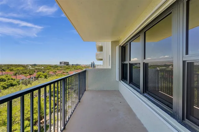 $3,400 | 3200 Port Royale Drive North, Unit 905, Fort Lauderdale, FL 33308