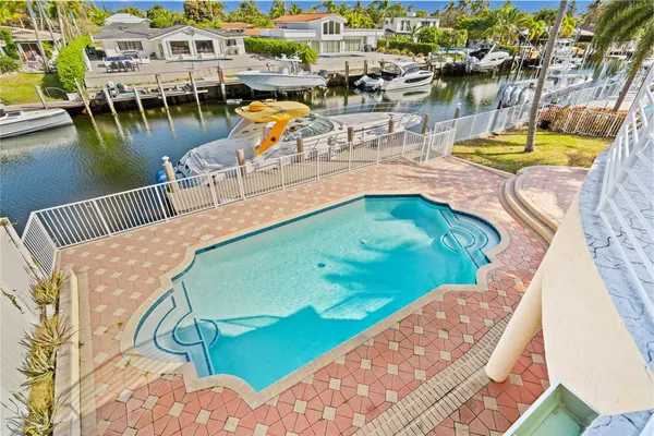 a view of an empty room and entryway
