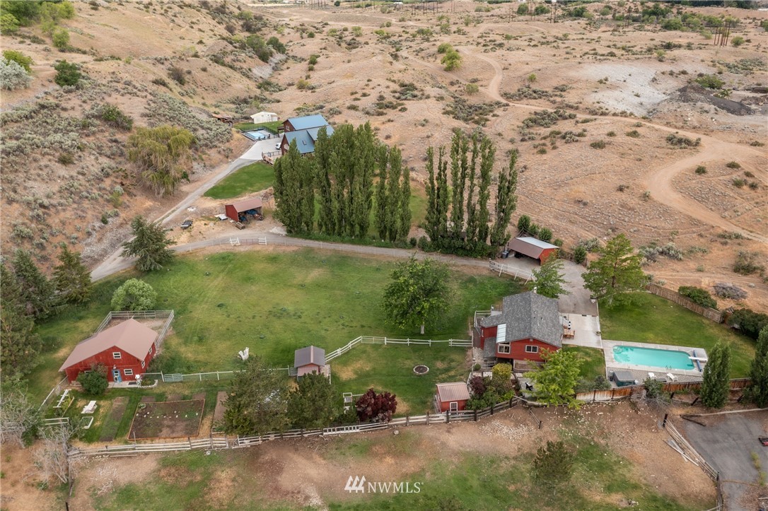 3680 West Malaga Road Malaga, WA 98828 - Photo 23 of 36 Gallery Image 23