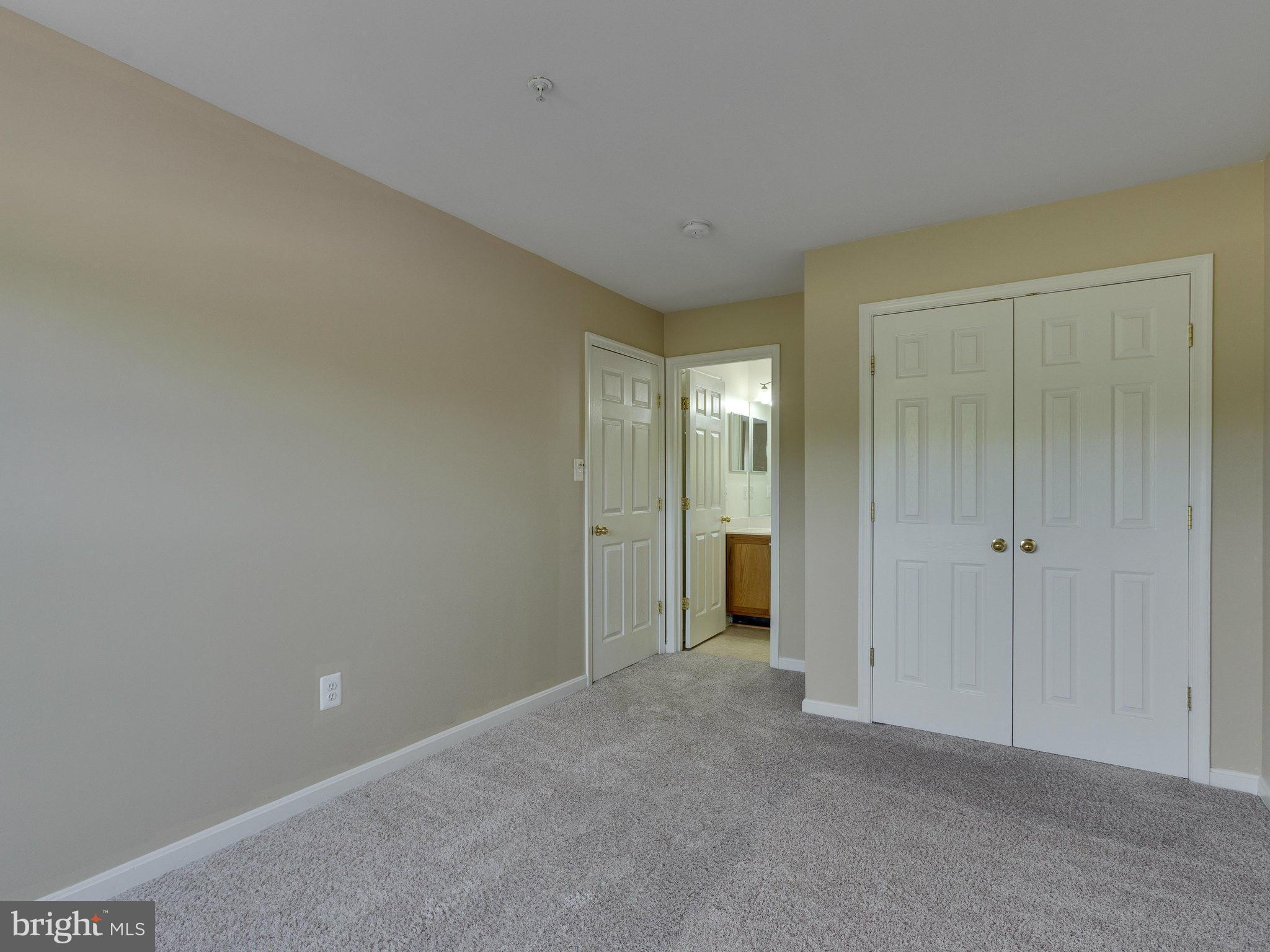 10613 Lockerbie Way Manassas, VA 20109 - Photo 15 of 27 a view of an empty room