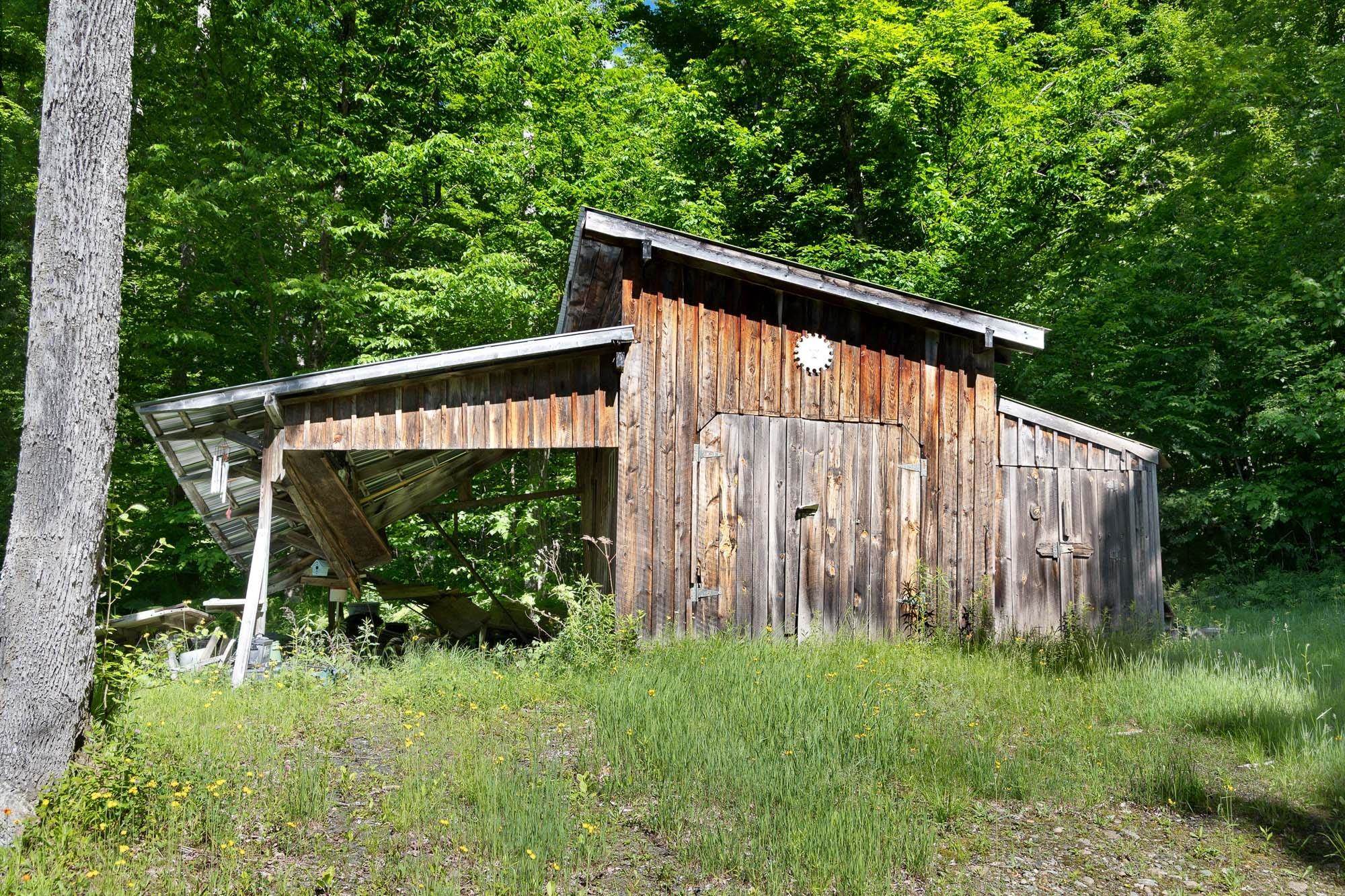 874 Westcott Road Duxbury, VT 05676 - Photo 17 of 35