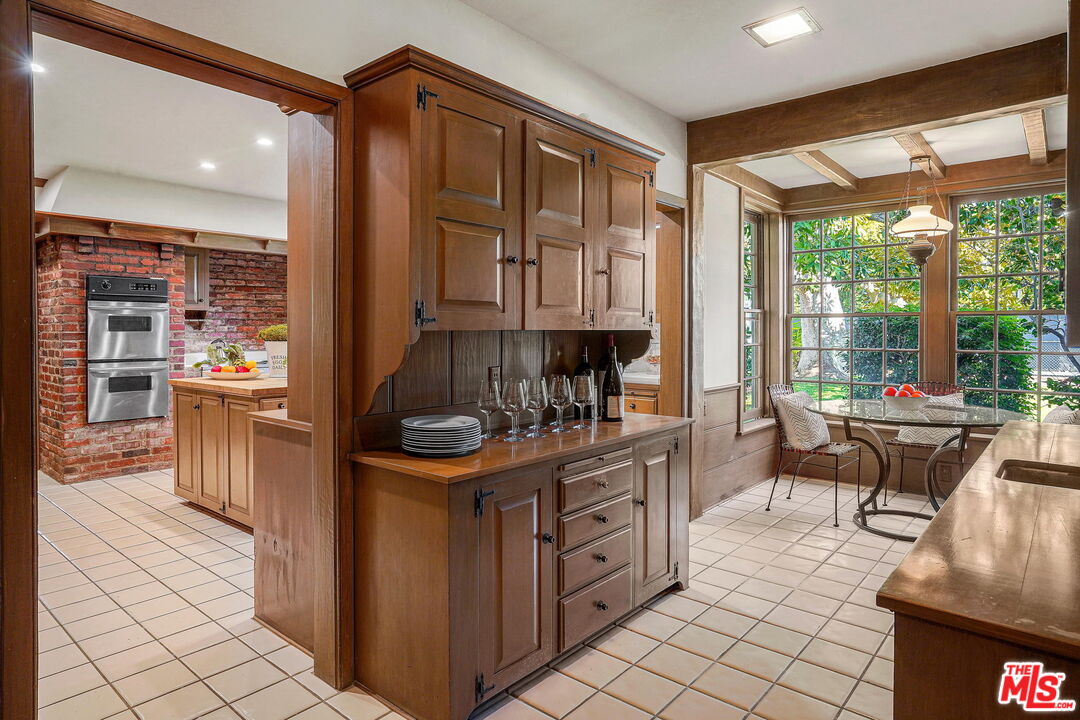 814 Foothill Road Beverly Hills, CA 90210 - Photo 21 of 44