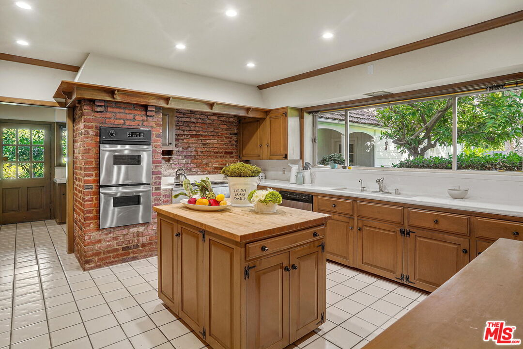 814 Foothill Road Beverly Hills, CA 90210 - Photo 23 of 44