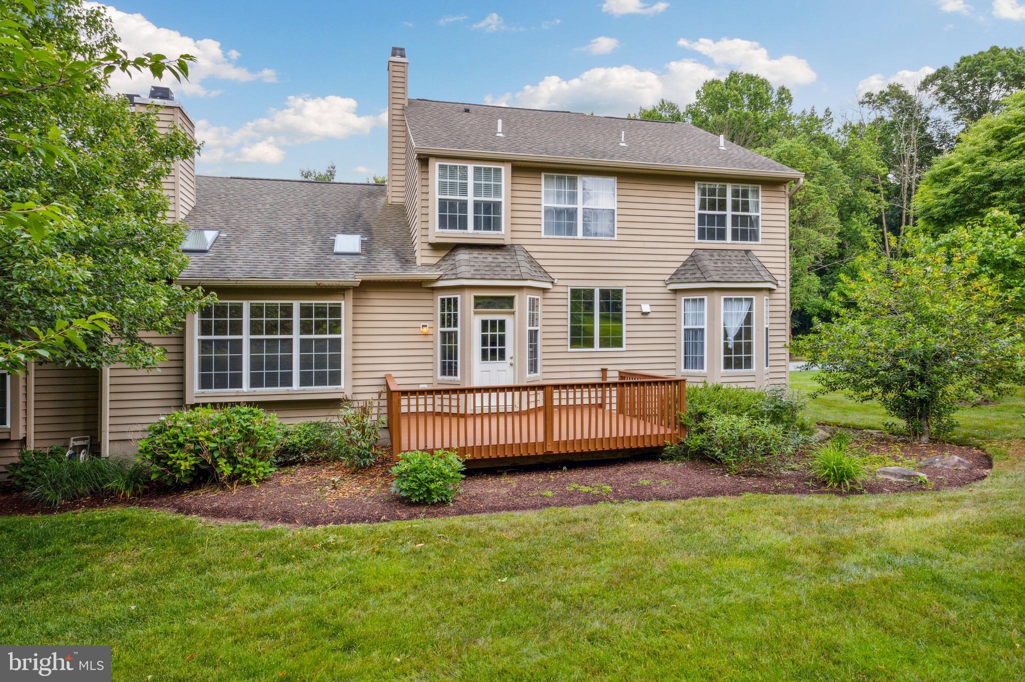 411 Knolls Road West Chester, PA 19382 - Photo 5 of 34