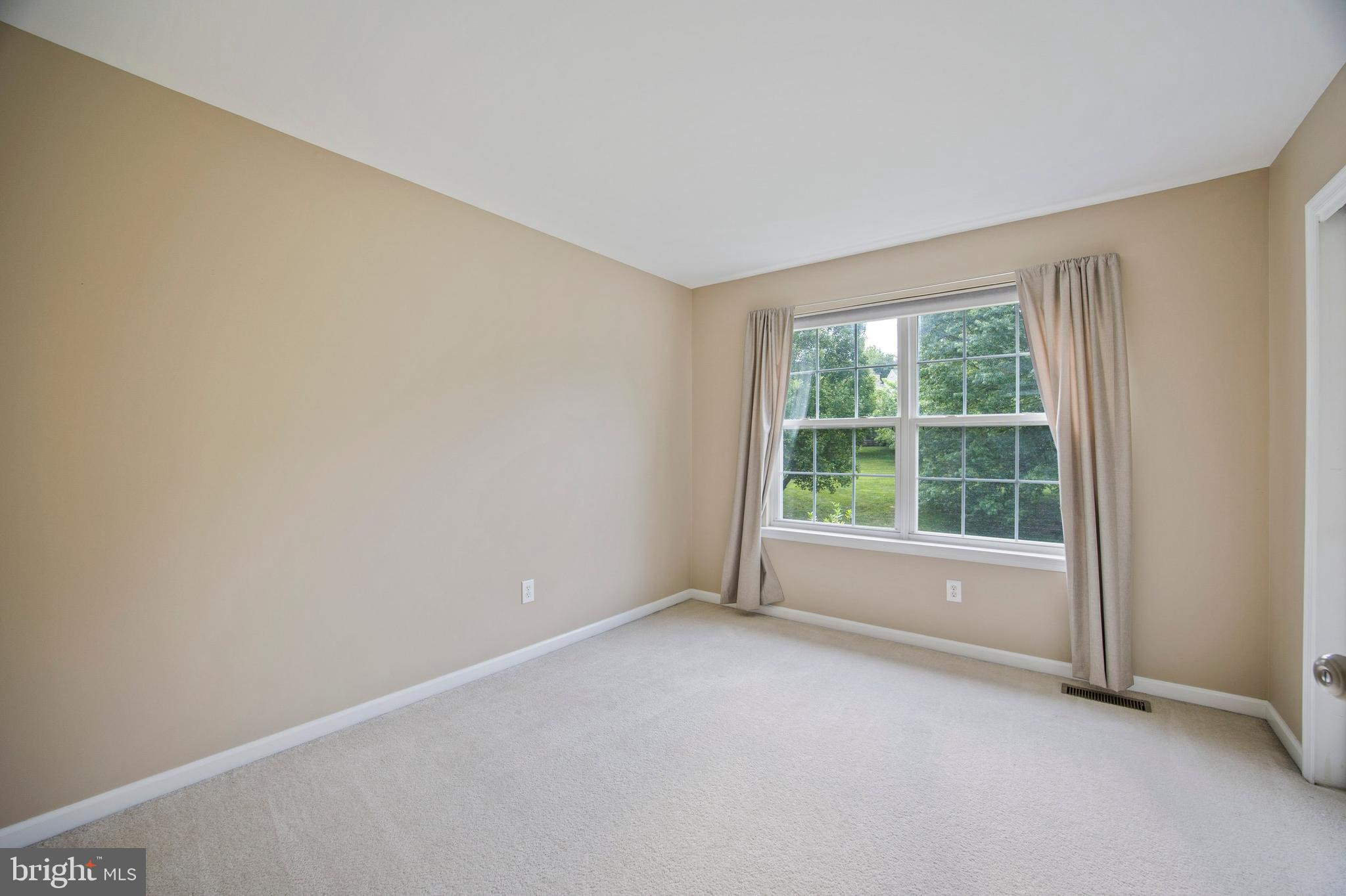 411 Knolls Road West Chester, PA 19382 - Photo 10 of 34 bedroom3