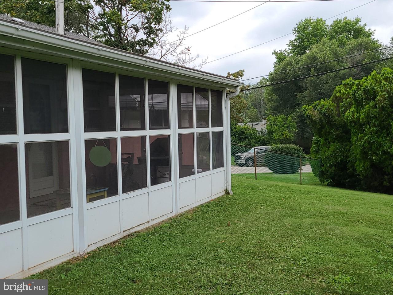 247 Bryans Road Norristown, PA 19401 - Photo 14 of 15 Screened Porch