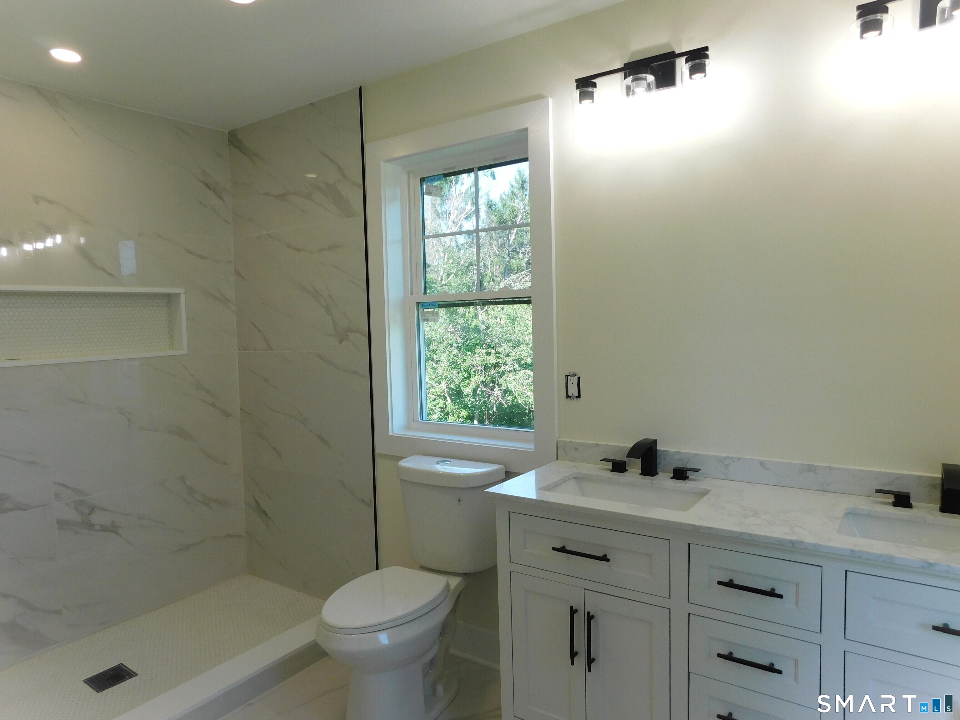 60 Mohegan Road Shelton, CT 06484 - Photo 14 of 27 Gallery Image 14