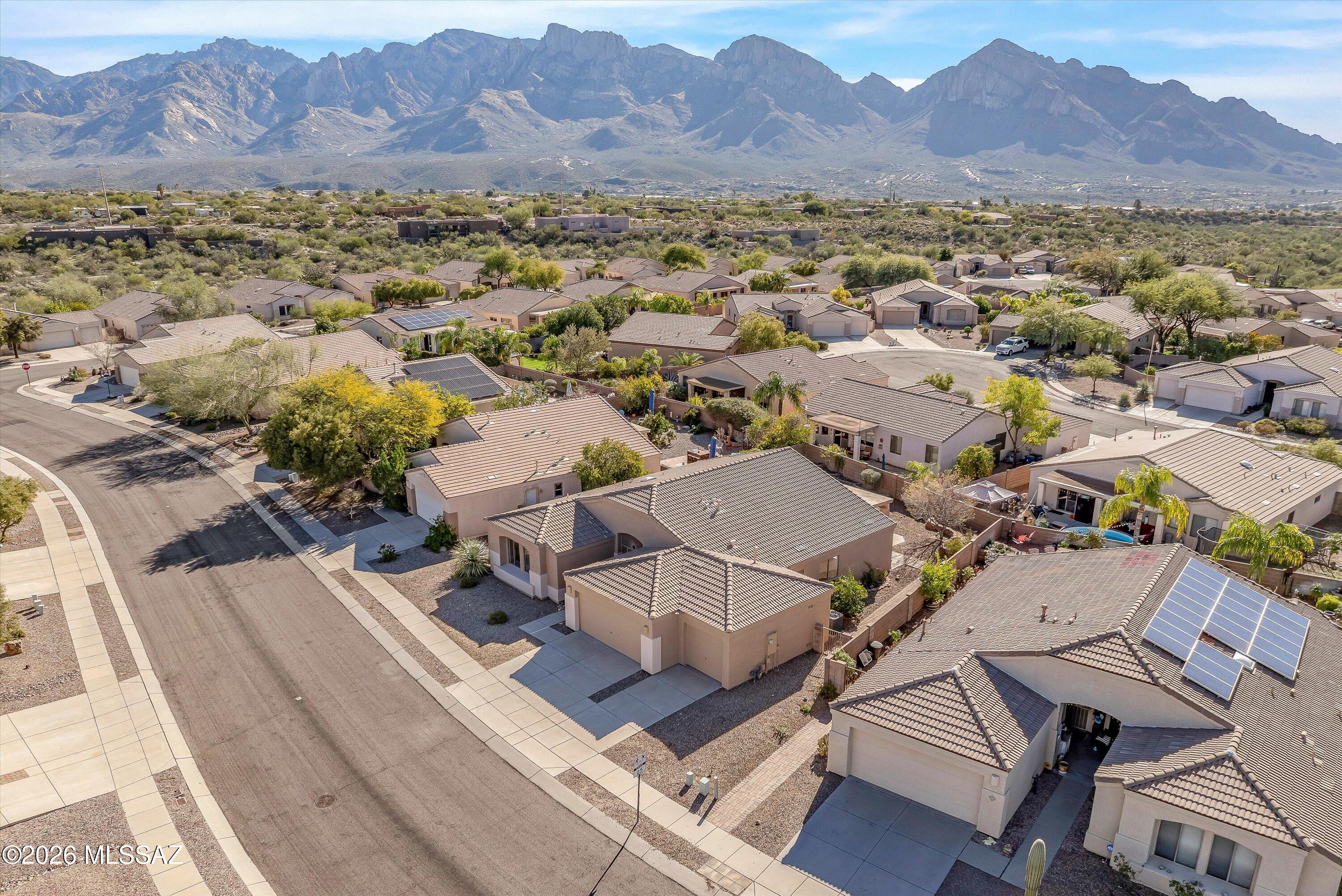 309 West Sugar Loaf Road Tucson, AZ 85737 - Photo 14 of 36
