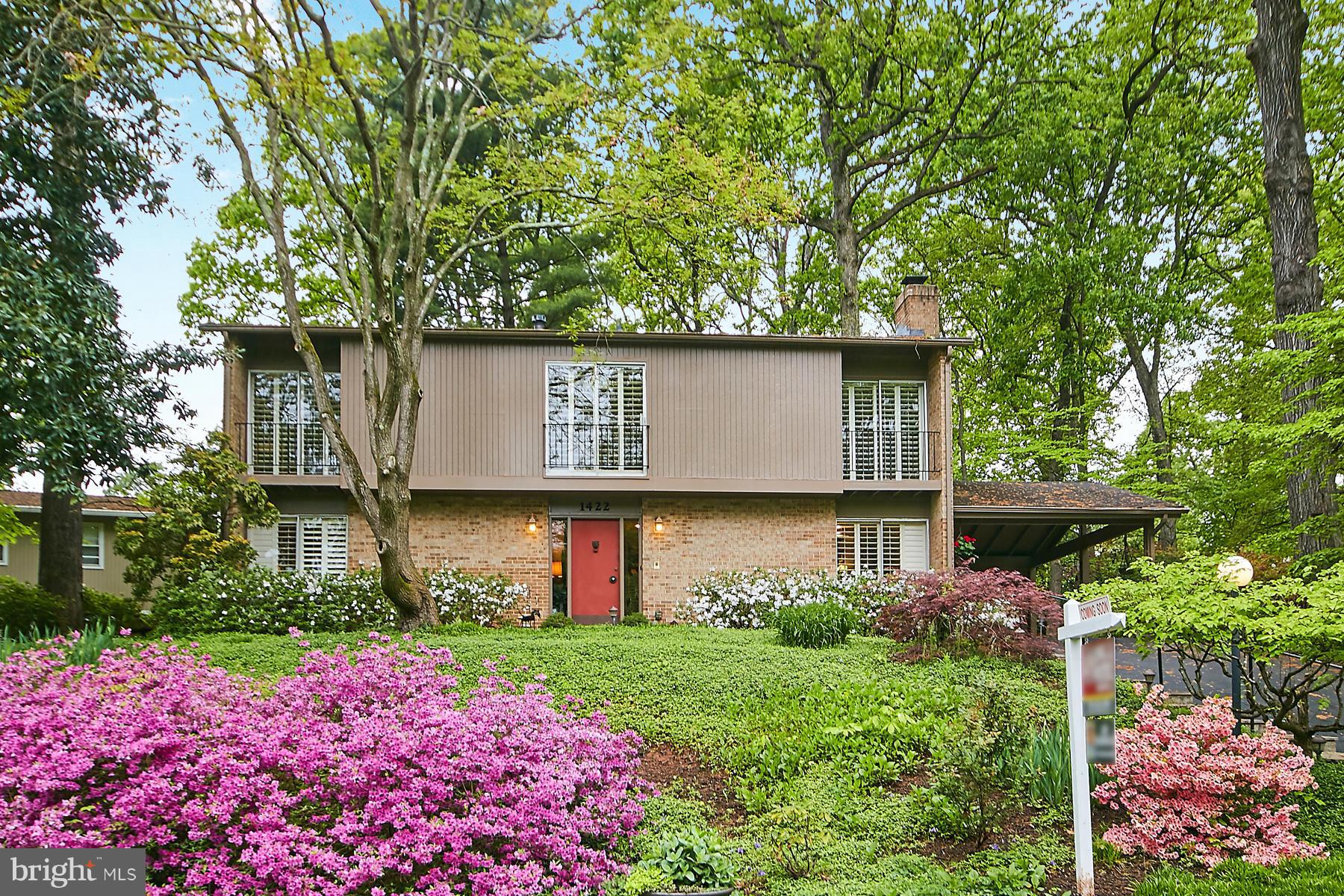1422 Aldenham Lane Reston, VA 20190 - Photo 1 of 30 Exterior (Front)