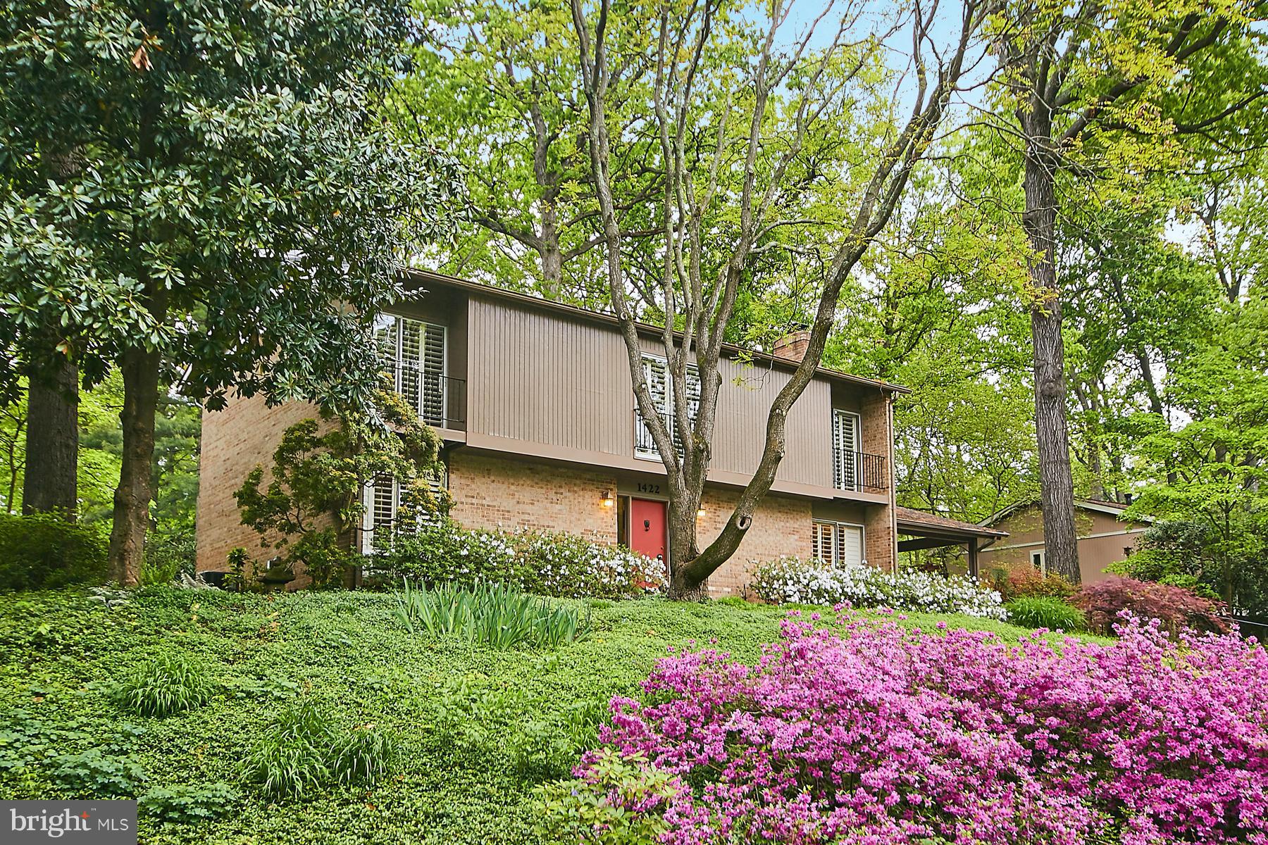1422 Aldenham Lane Reston, VA 20190 - Photo 2 of 30 Exterior (Front)