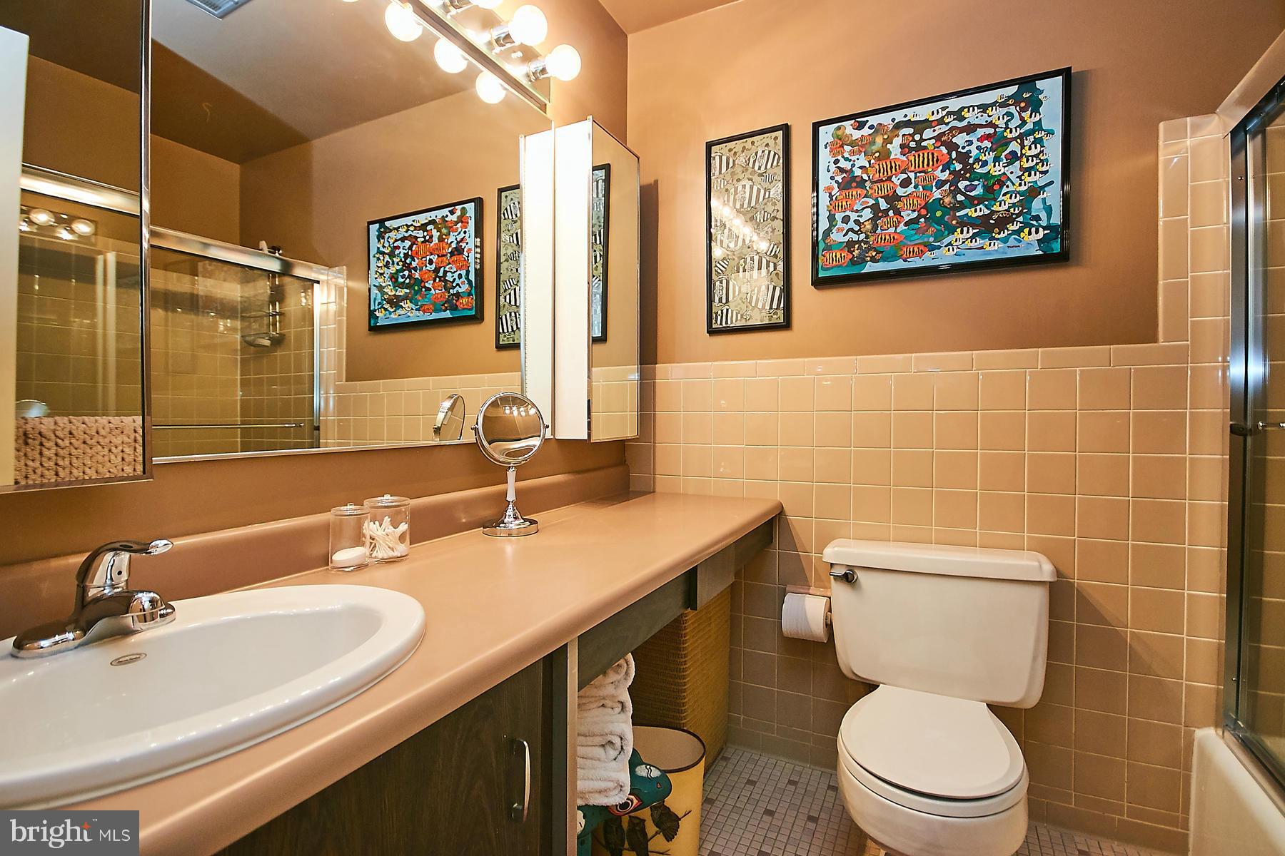 1422 Aldenham Lane Reston, VA 20190 - Photo 23 of 30 Bath