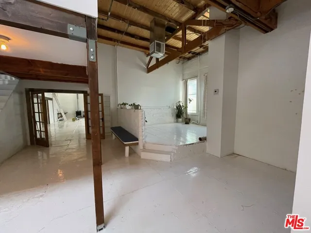 $10,750 | 209 San Juan Avenue, Venice, CA 90291