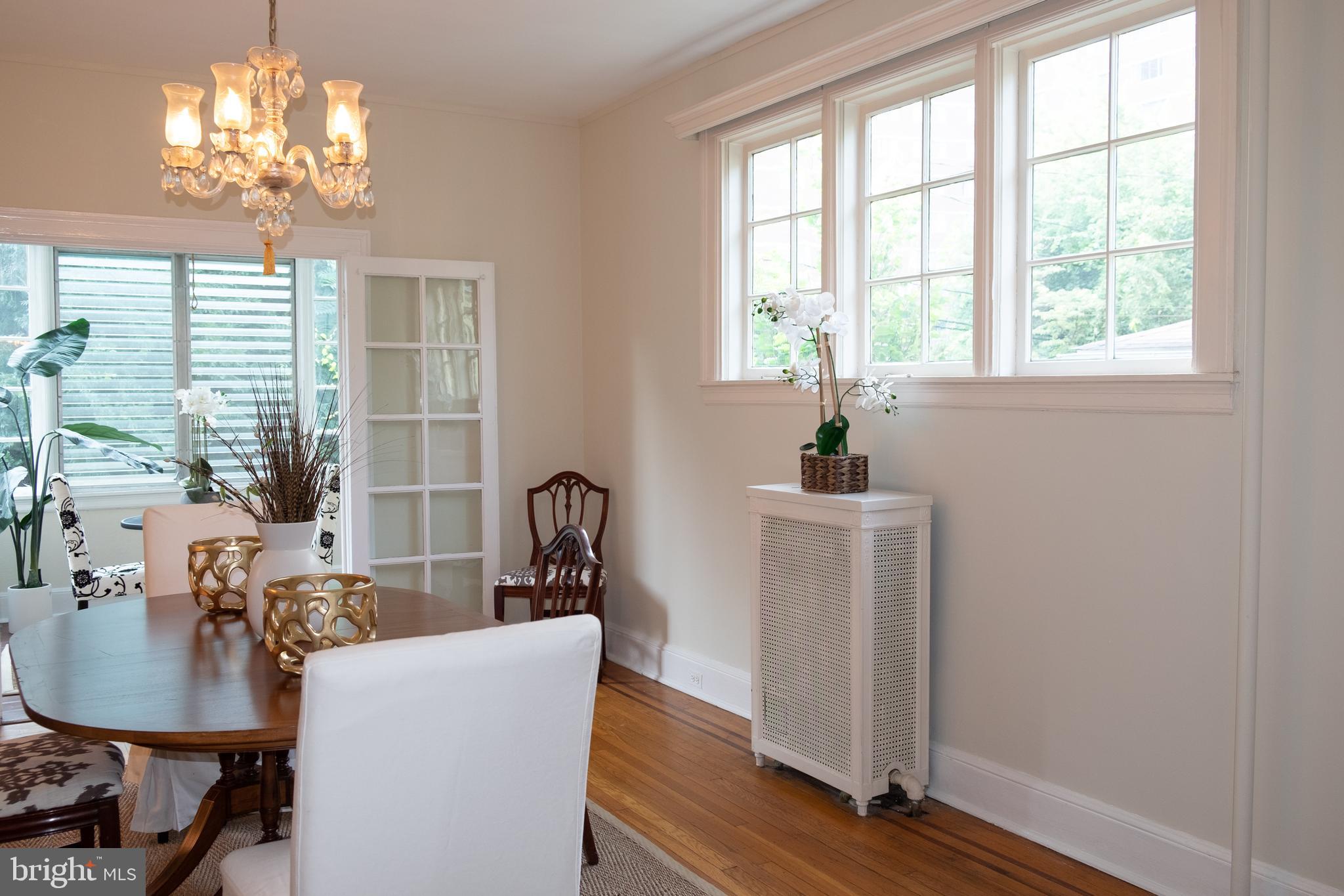 3931 Cloverhill Road Baltimore, MD 21218 - Photo 8 of 32 Inlaid Oak Flrs