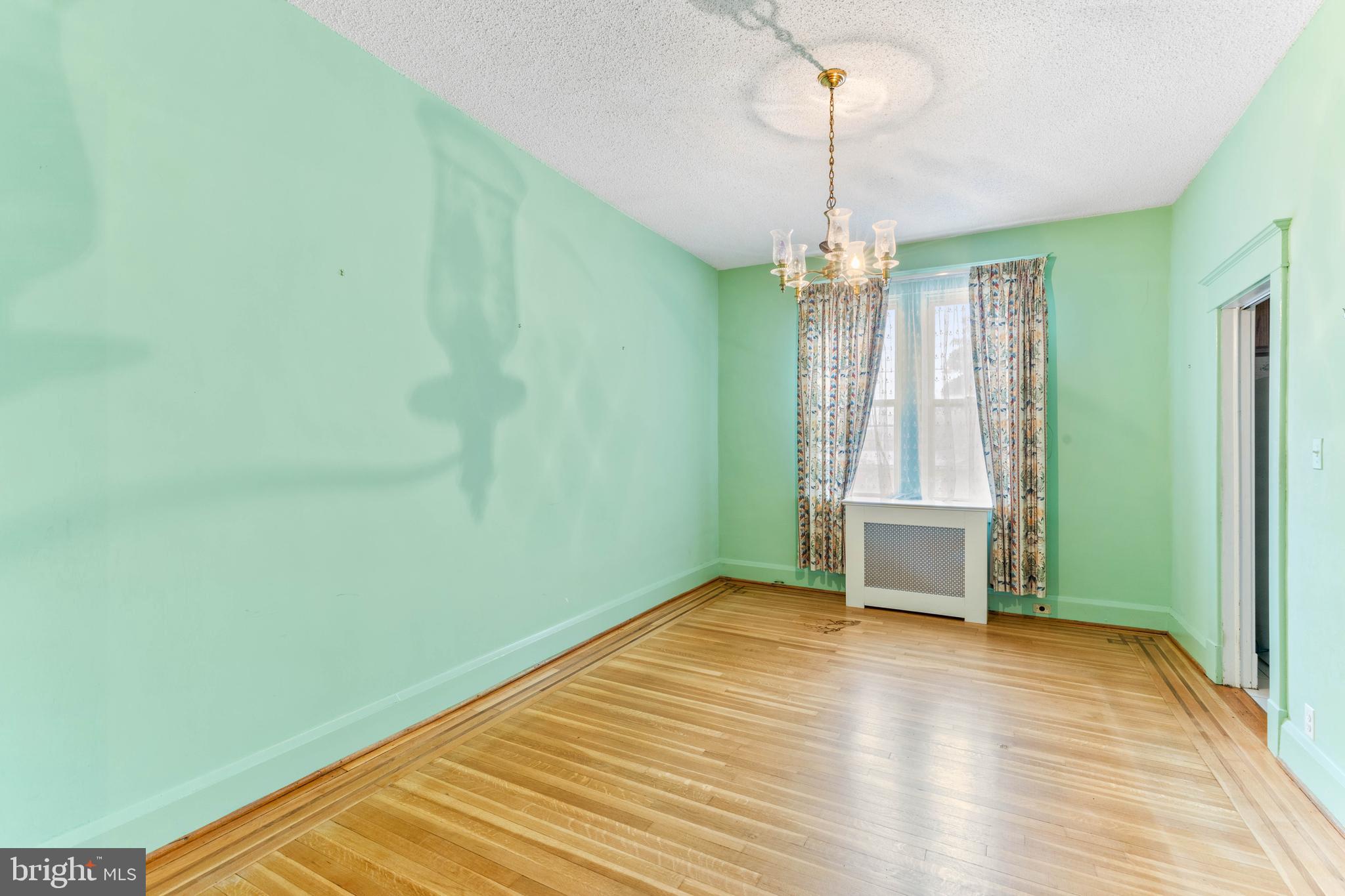 4216 Falls Road Baltimore, MD 21211 - Photo 6 of 35 Gallery Image 6