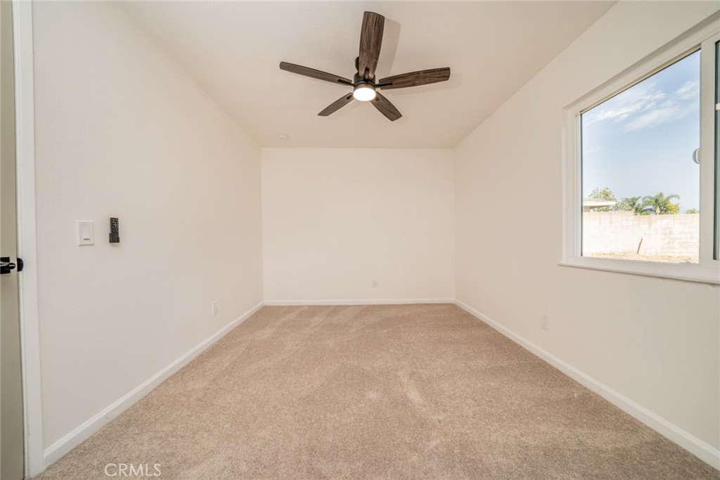 818 Terrace Road San Bernardino, CA 92410 - Photo 23 of 44 an empty room