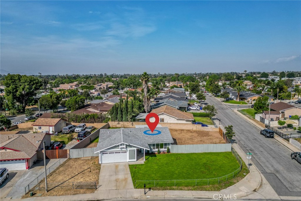 818 Terrace Road San Bernardino, CA 92410 - Photo 37 of 44 a view of a city