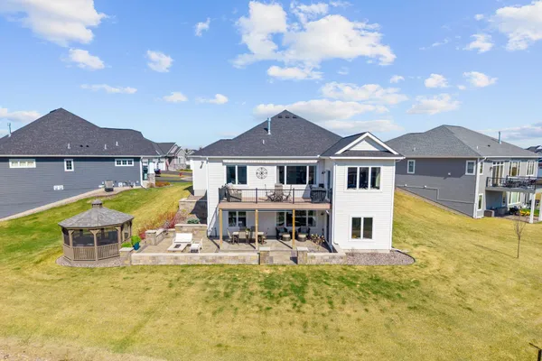 $650,000 | 10712 28th Street Northeast, St. Michael, MN 55376