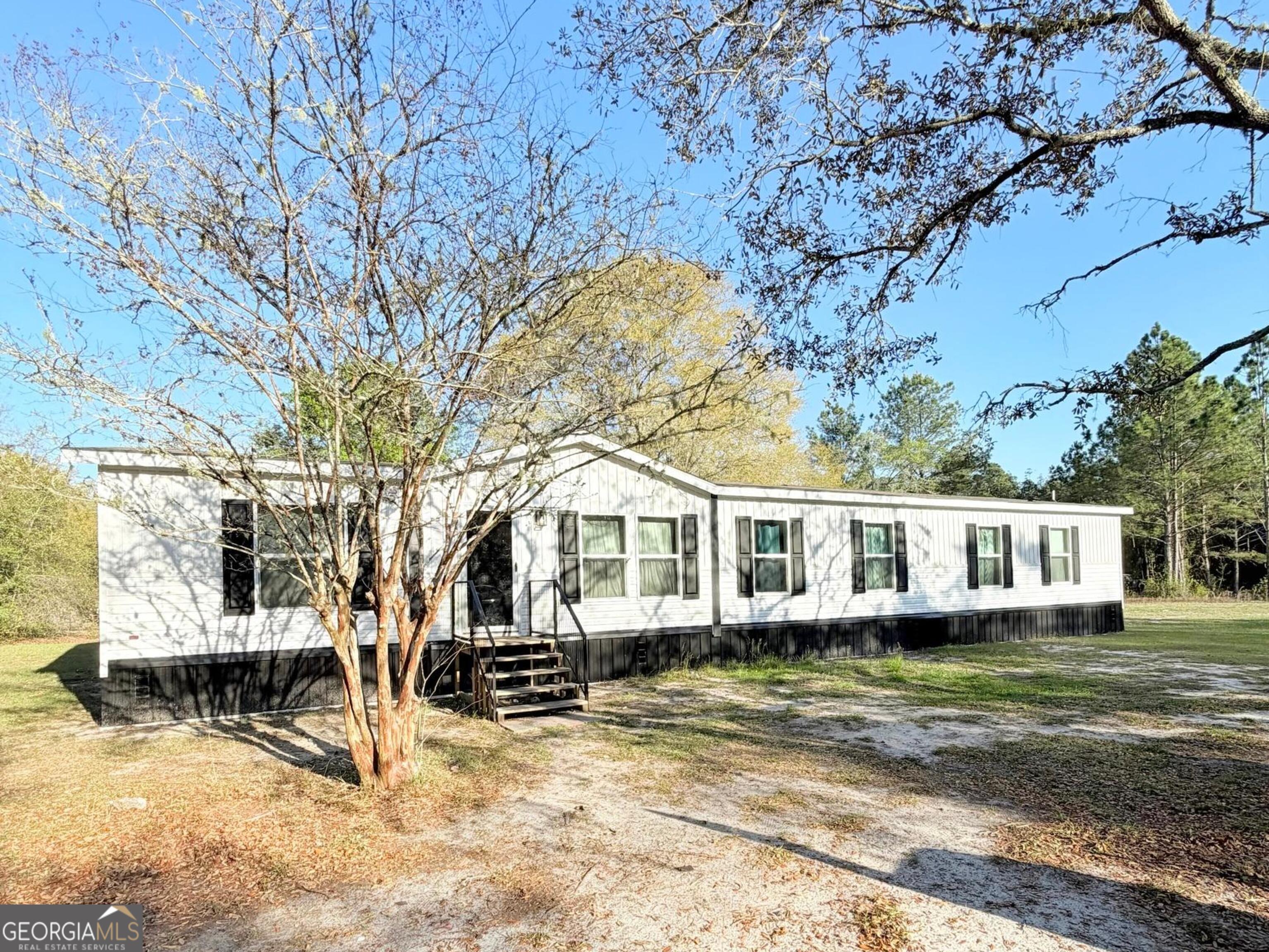161 Sweet Gum Road Hortense, GA 31543 - Photo 2 of 20