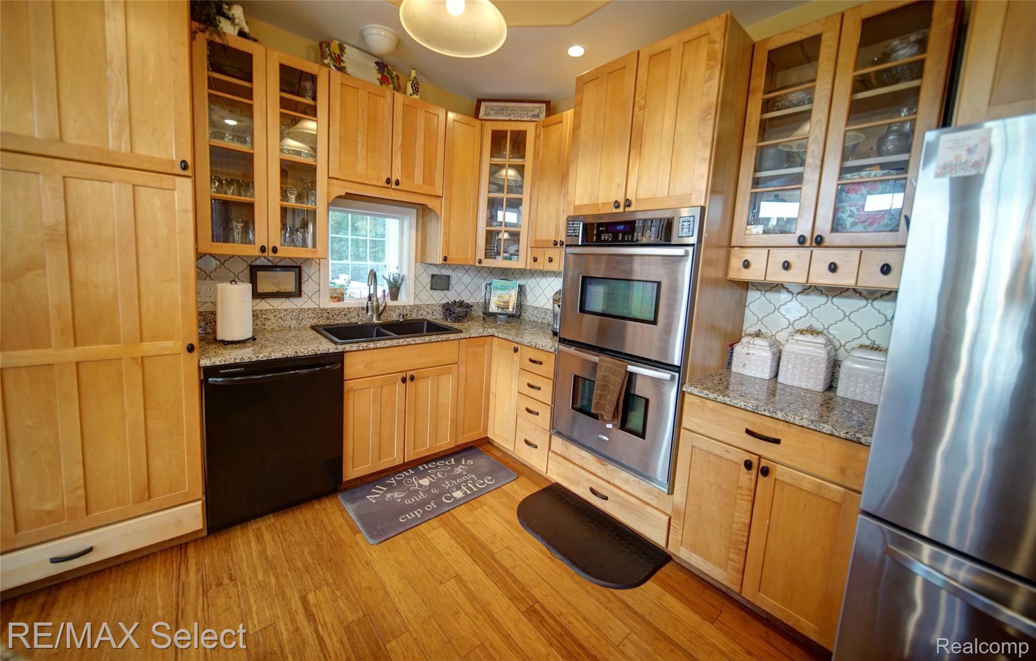 3303 North Irish Road Davison, MI 48423 - Photo 6 of 91 3303 North Irish Road 122.jpg