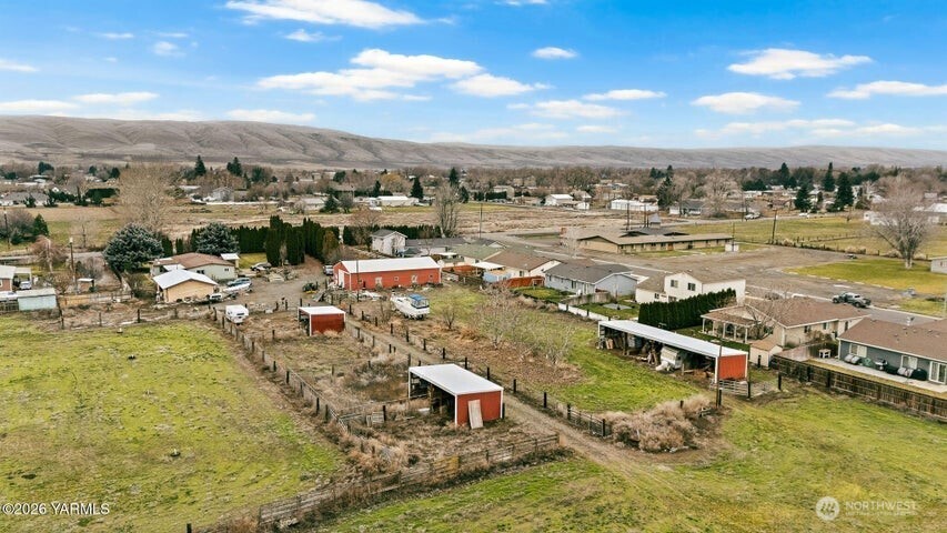 7703 Ahtanum Road Yakima, WA 98903 - Photo 12 of 14