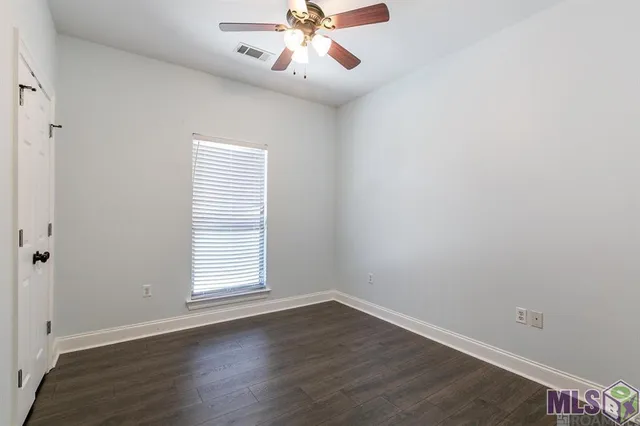 $2,000 | 9541 Summer Pointe Avenue, Baton Rouge, LA 70810