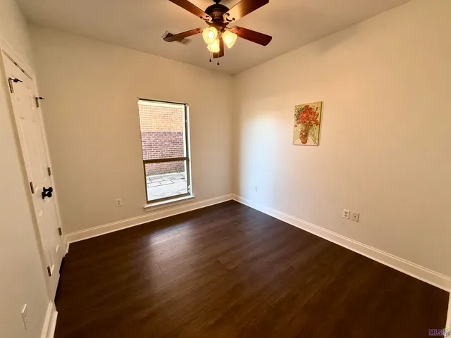 $2,000 | 9541 Summer Pointe Avenue, Baton Rouge, LA 70810