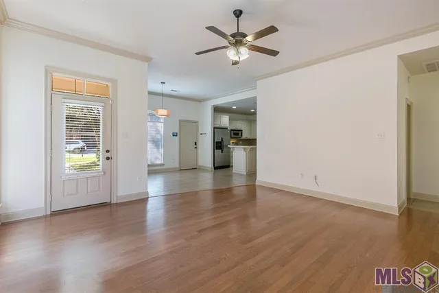 $2,000 | 9541 Summer Pointe Avenue, Baton Rouge, LA 70810