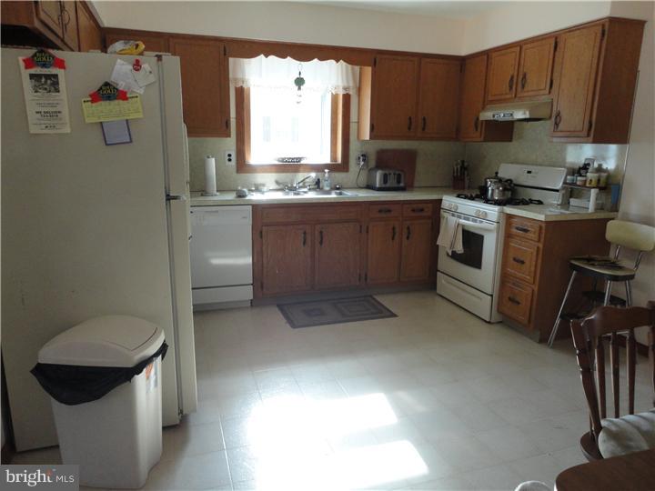 381 Juliustown Road Juliustown, NJ 08022 - Photo 7 of 23