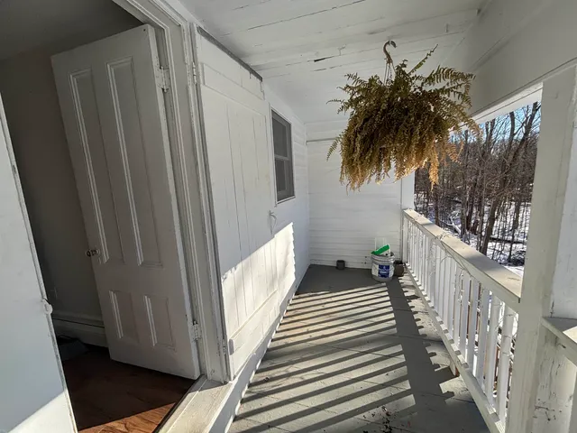 $1,800 | 11 Pearl Lane, Unit 3, Farmington, NH 03835