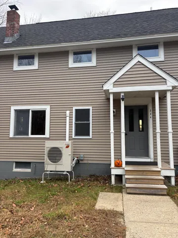 $1,800 | 11 Pearl Lane, Unit 3, Farmington, NH 03835