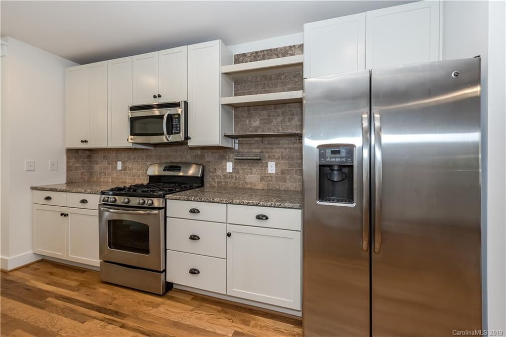360 Spring Street Davidson, NC 28036 - Photo 6 of 22 Gallery Image 6