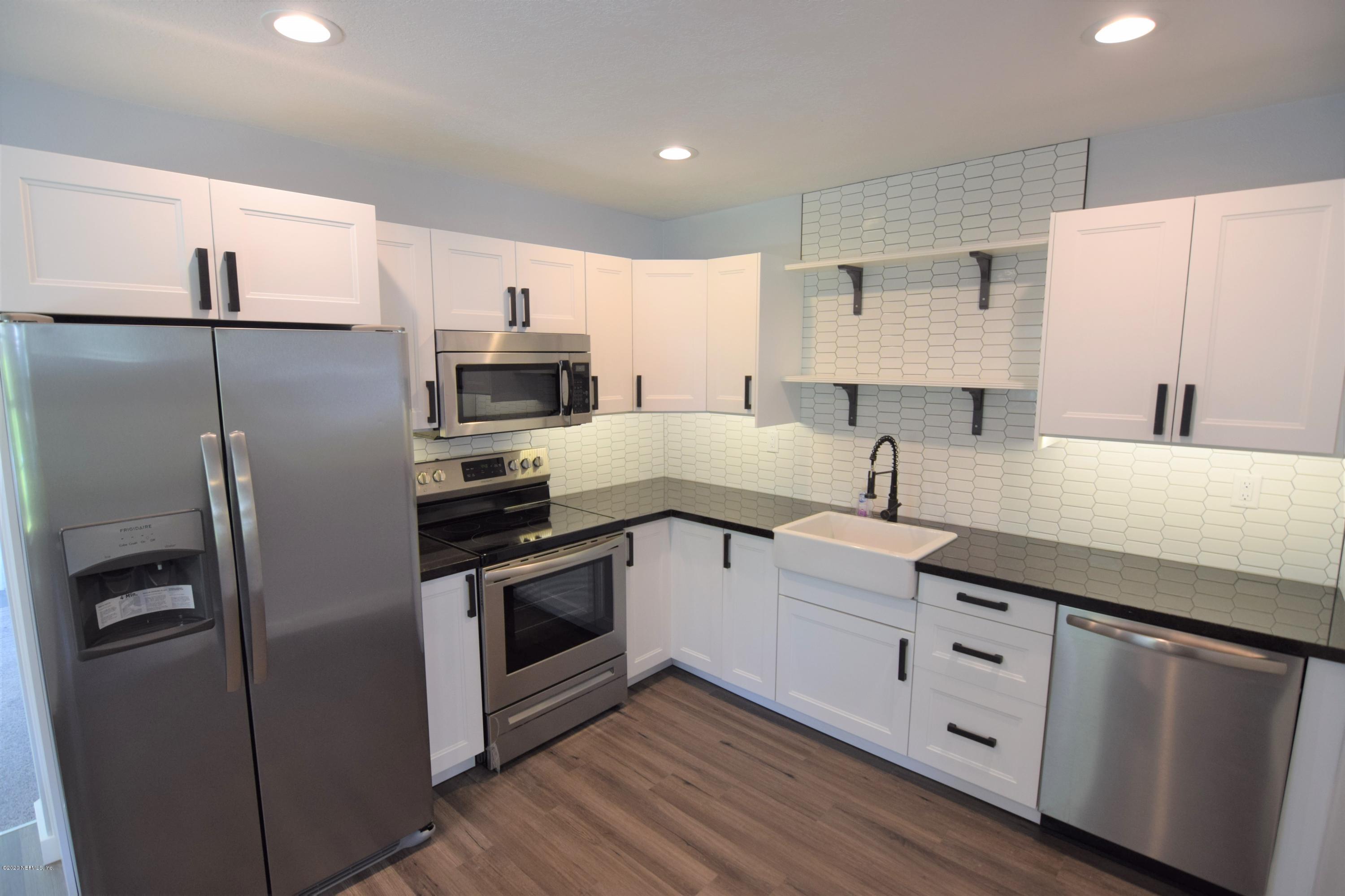 562 Sapelo Road Jacksonville, FL 32216 - Photo 1 of 53 kitchen