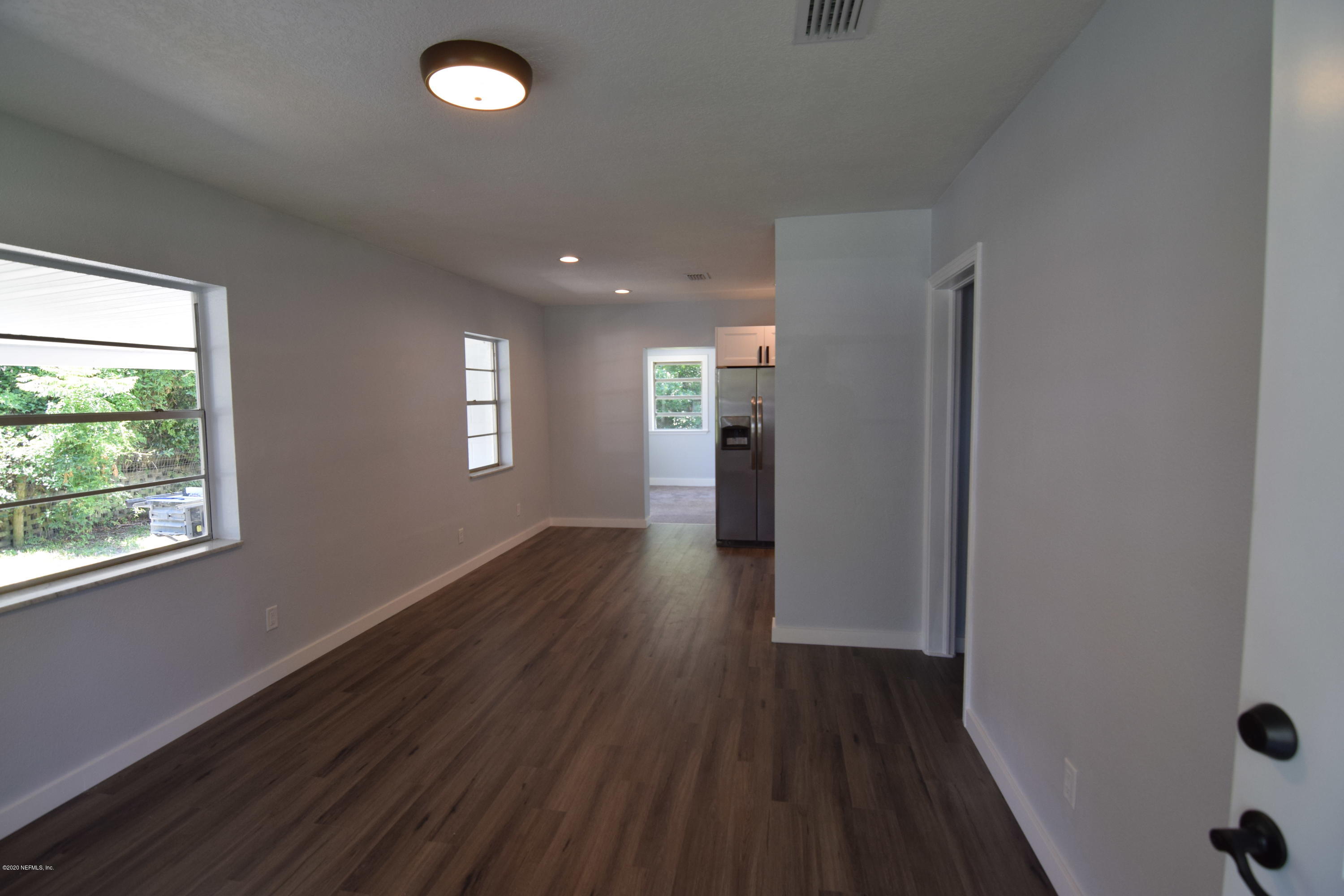 562 Sapelo Road Jacksonville, FL 32216 - Photo 15 of 53 2020-05-08 12.28.35