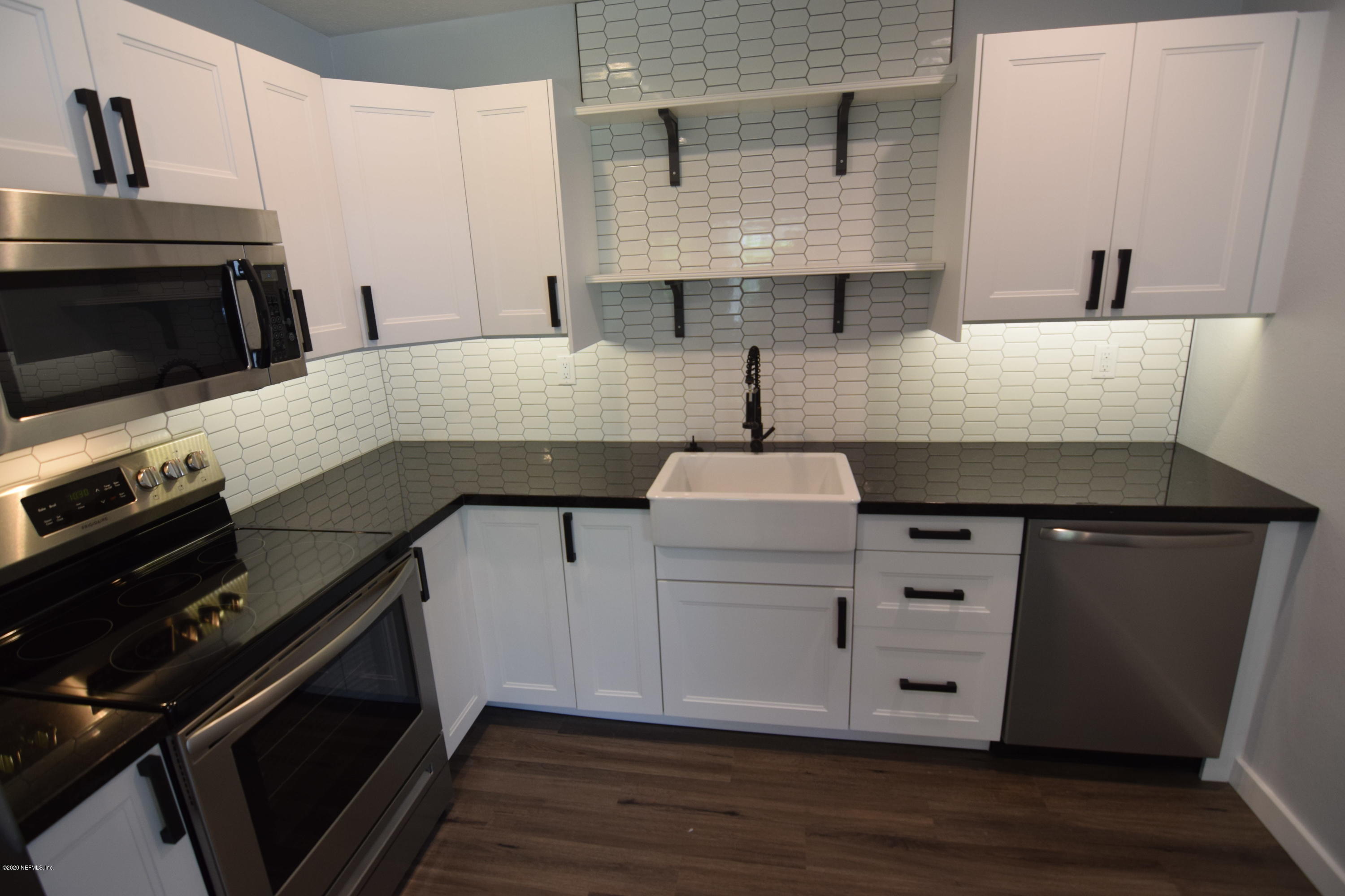 562 Sapelo Road Jacksonville, FL 32216 - Photo 19 of 53 2020-05-08 13.20.27