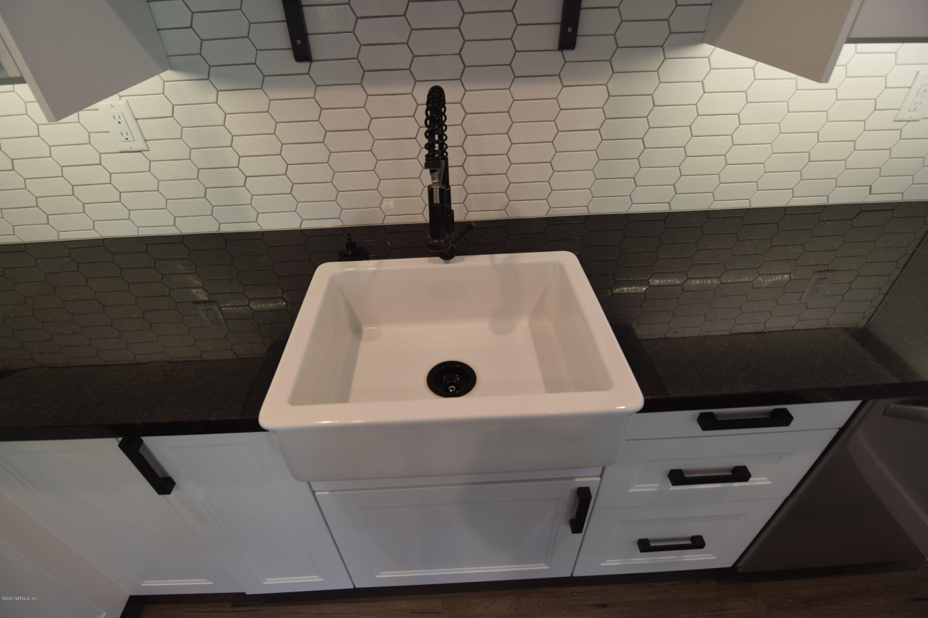 562 Sapelo Road Jacksonville, FL 32216 - Photo 20 of 53 2020-05-08 13.20.33