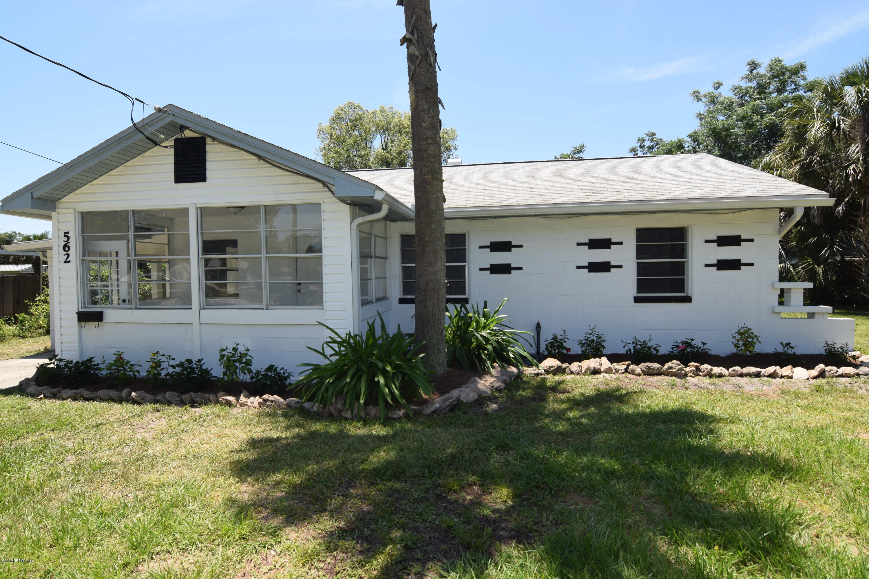 562 Sapelo Road Jacksonville, FL 32216 - Photo 6 of 53 2020-05-08 12.58.45