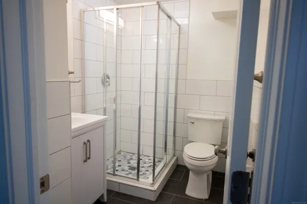 $1,895 | 78 West Street, Unit 2A, New London, CT 06320