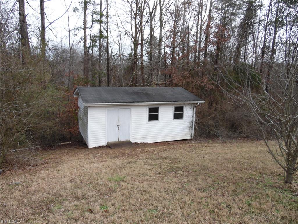 2169 Red Marshall Road Pelham, NC 27311 - Photo 3 of 15