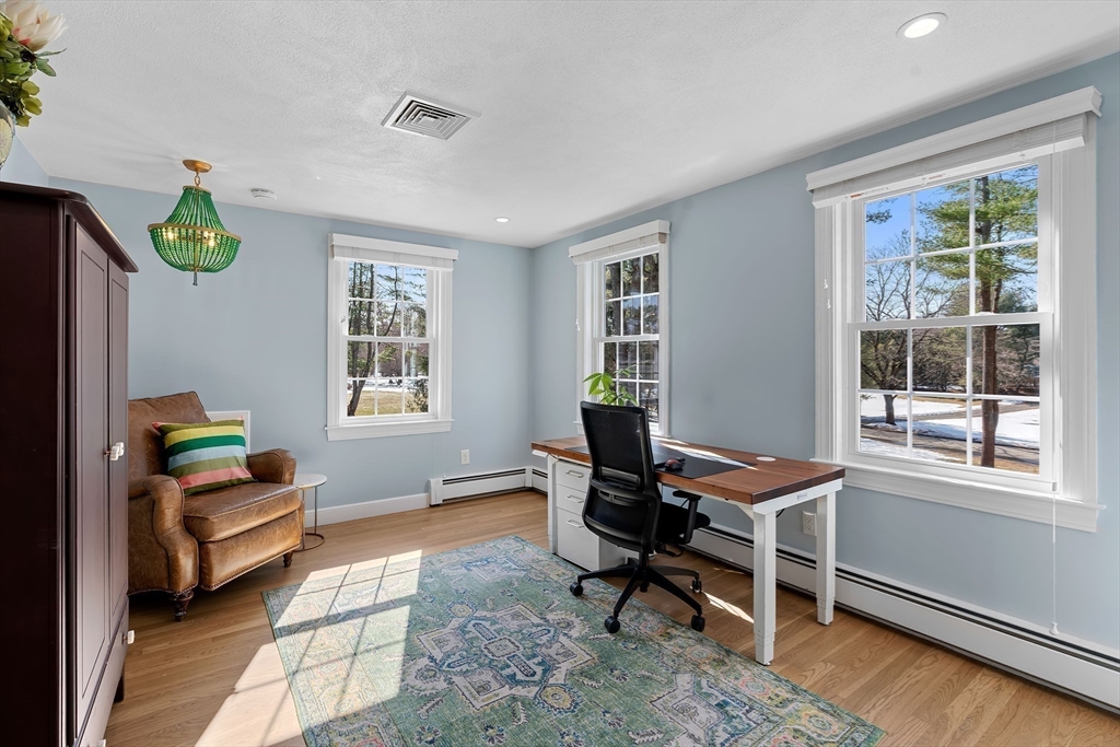 21 Decatur Lane Wayland, MA 01778 - Photo 17 of 27