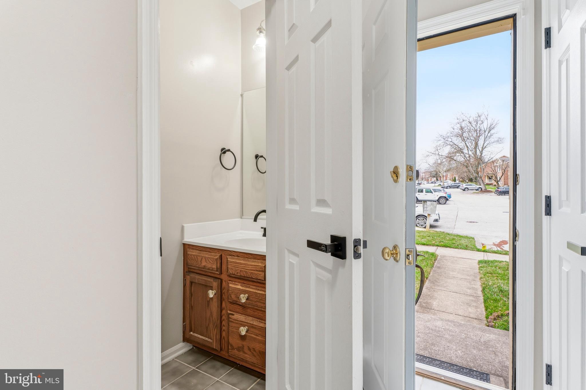 2717 Quarry Heights Way Baltimore, MD 21209 - Photo 21 of 58