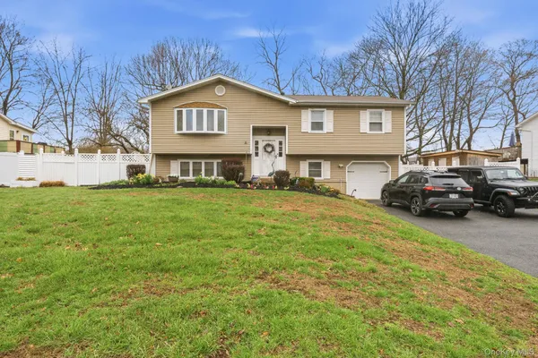 $719,000 | 24 Northpark Drive, Garnerville, NY 10923