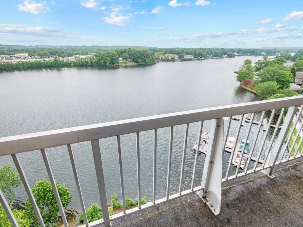 65 Lake Avenue, Unit 831 Worcester, MA 01604 - Photo 30 of 39 a balcony with outdoor view