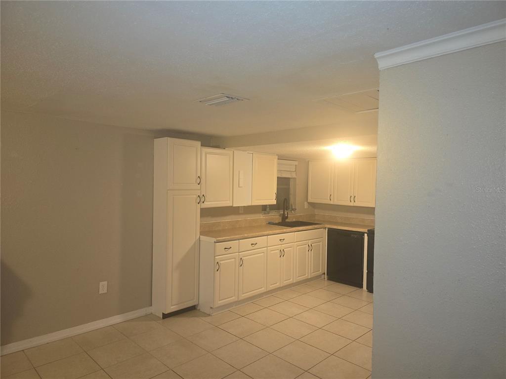 9240 Sterling Lane Port Richey, FL 34668 - Photo 4 of 16