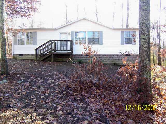 255 Beaver Dam Road Henderson, NC 27537 - Photo 1 of 6 Exterior Front. front of house