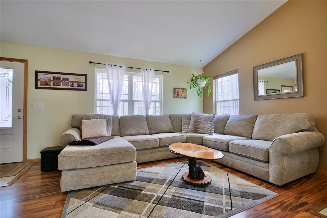 3320 Nimrod Road Traverse City, MI 49685 - Photo 10 of 32 1886977-9.JPG