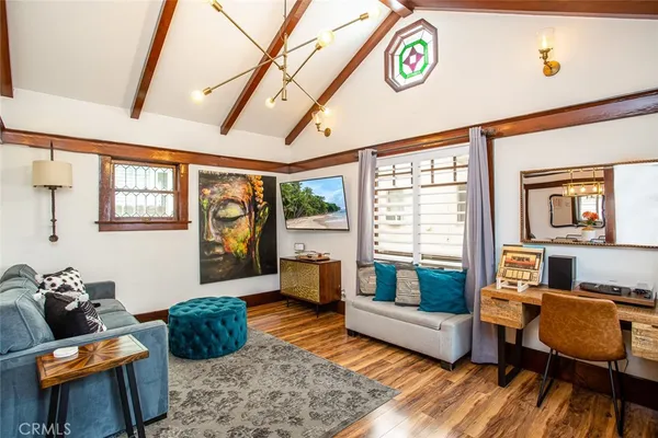 $659,000 | 708 East Alta Way, Long Beach, CA 90802