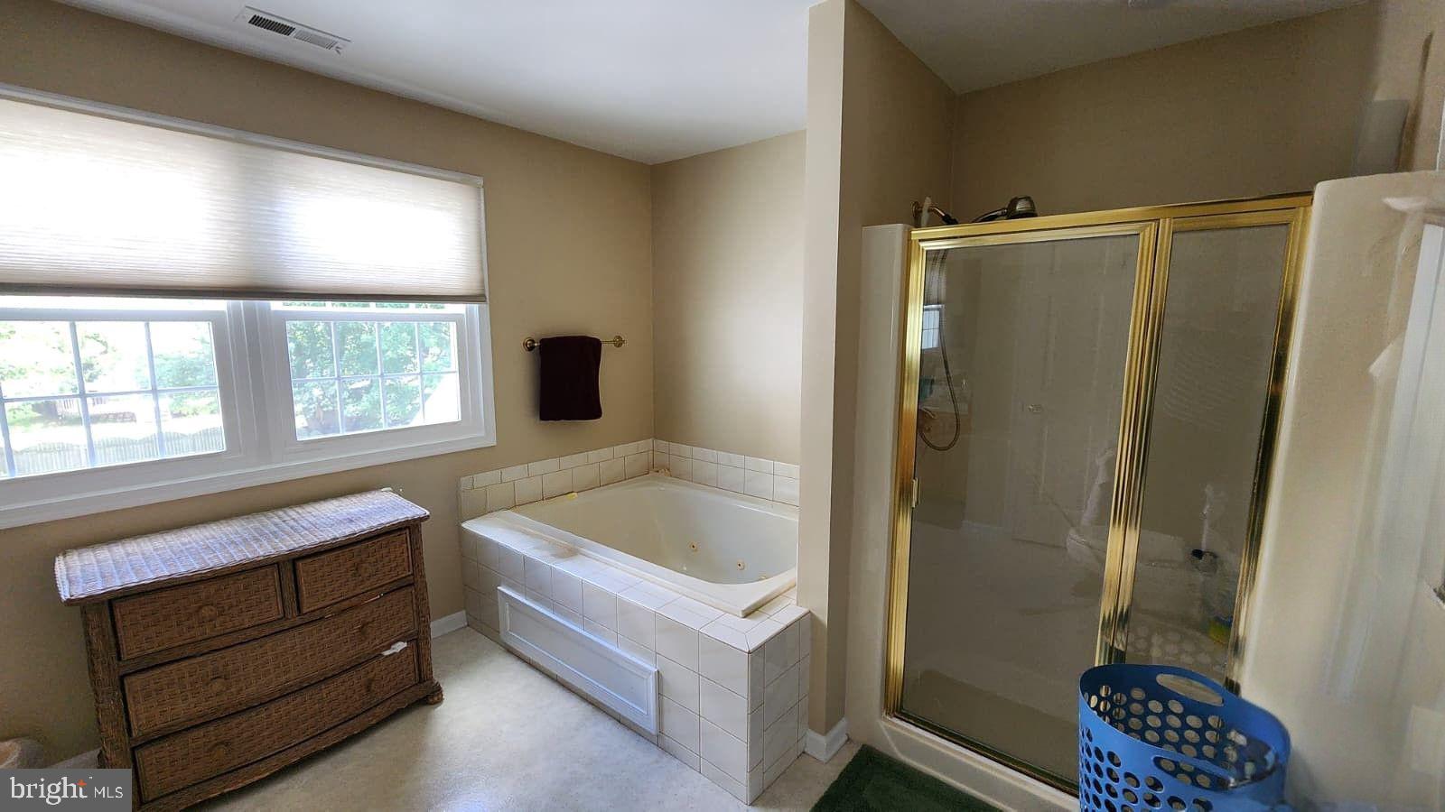 2 Talon Court Sewell, NJ 08080 - Photo 14 of 30 Primary Bathroom